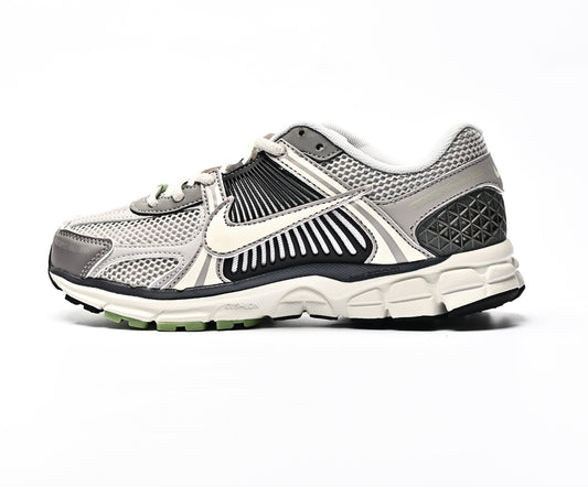 Nike zoom vomero 5