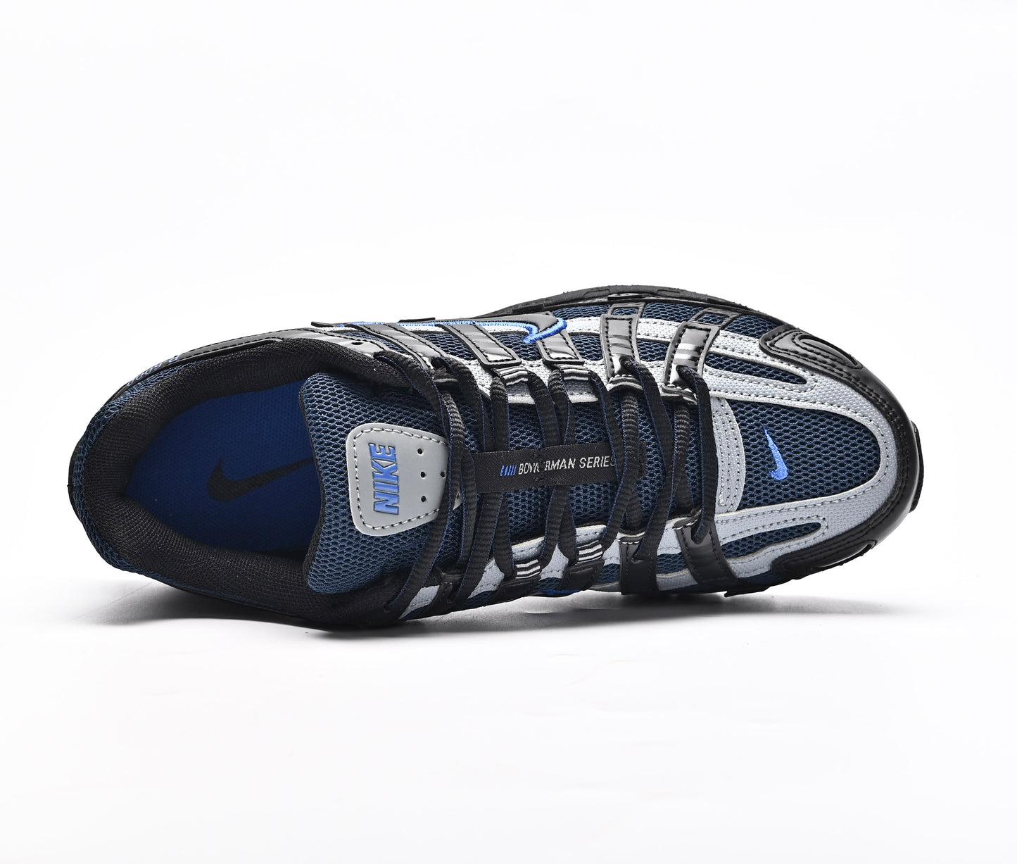 Nike P-600