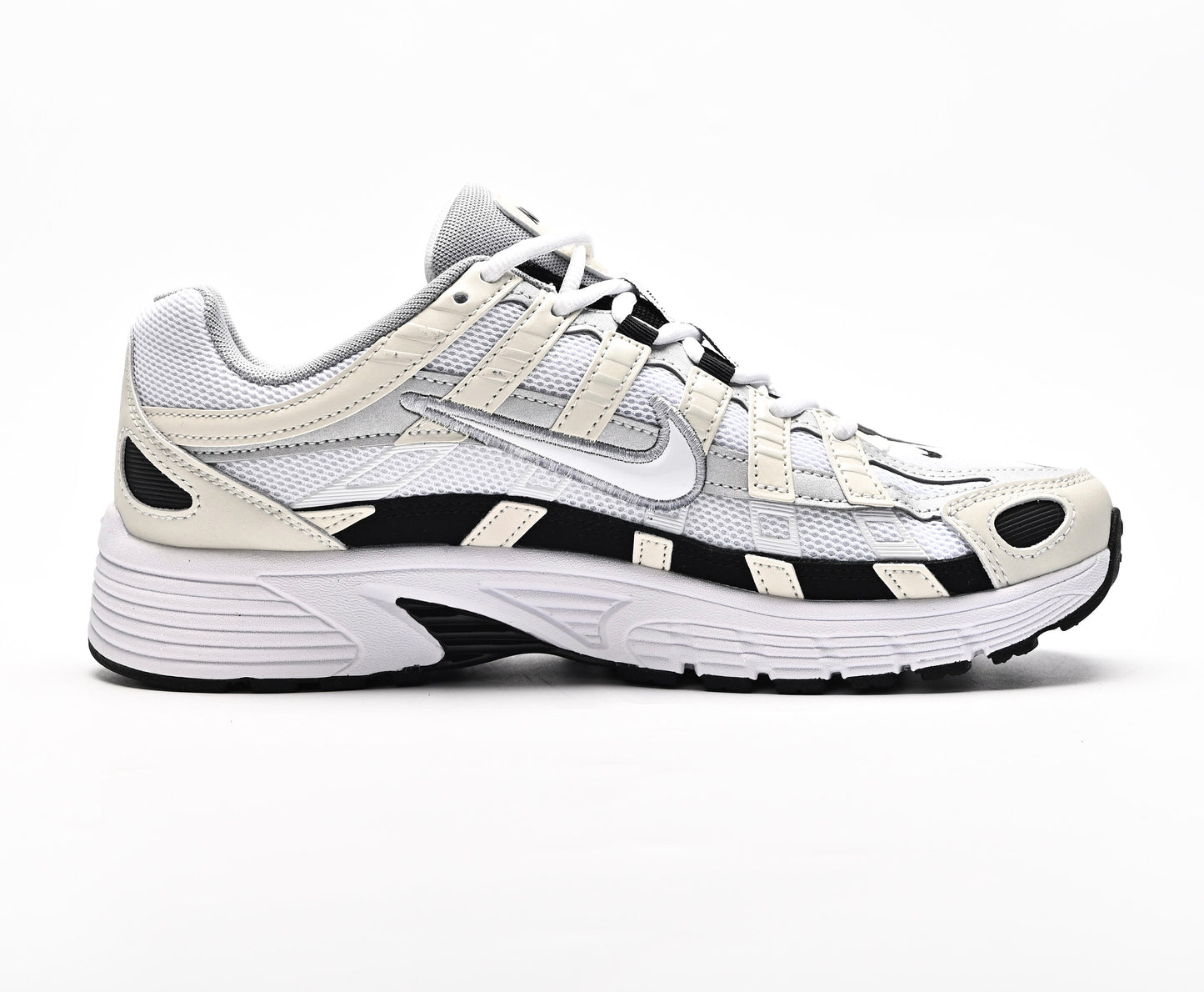 Nike p-6000