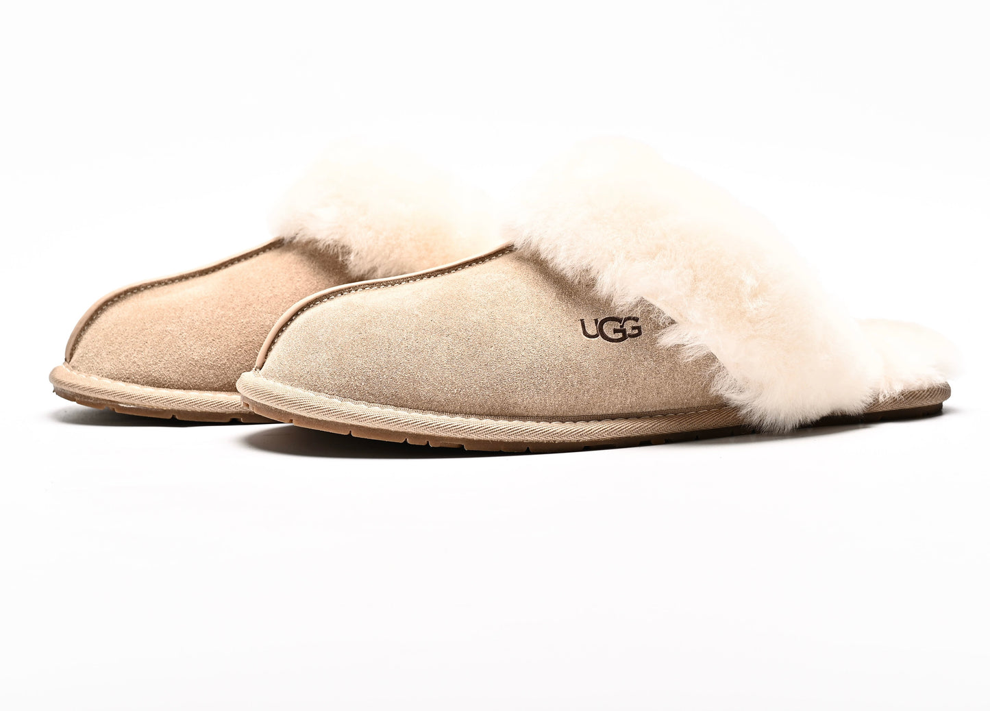Ugg W CLASSIC SHORT II