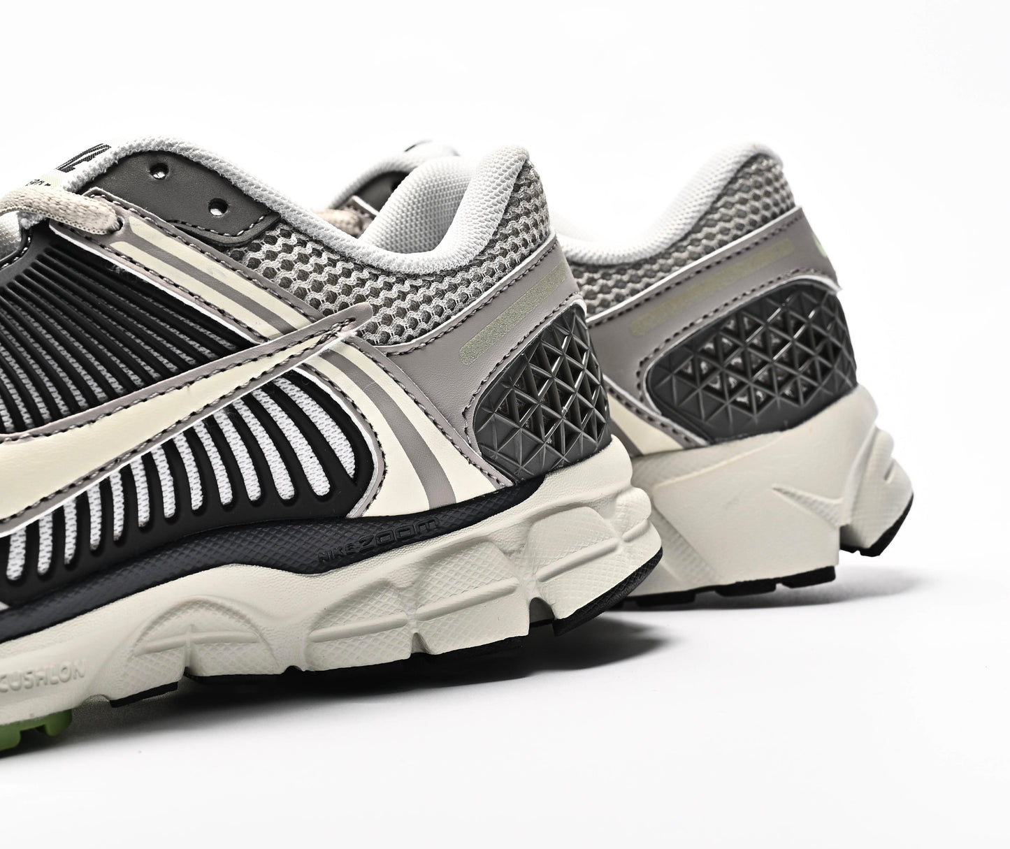 Nike zoom vomero 5