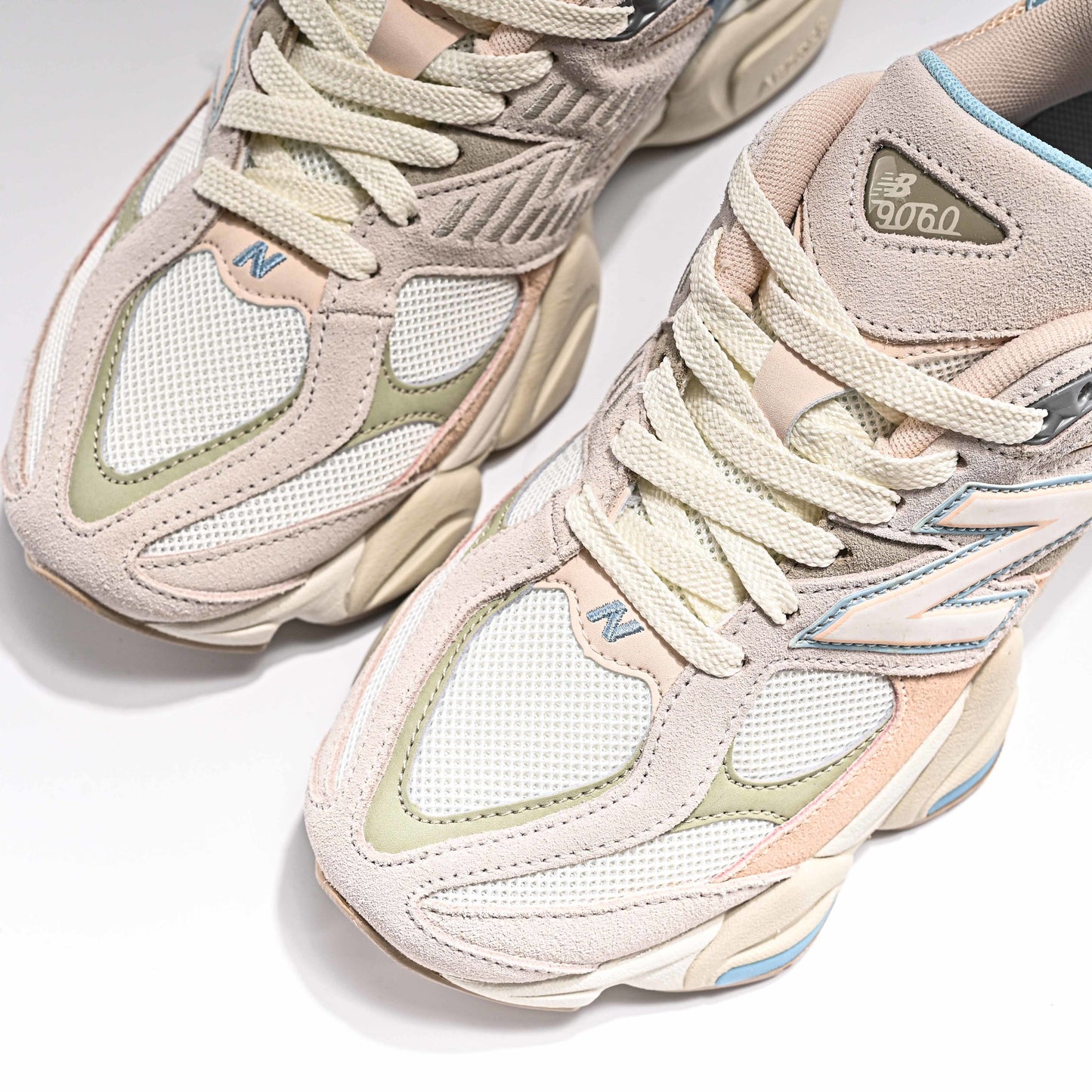 New balance 9060