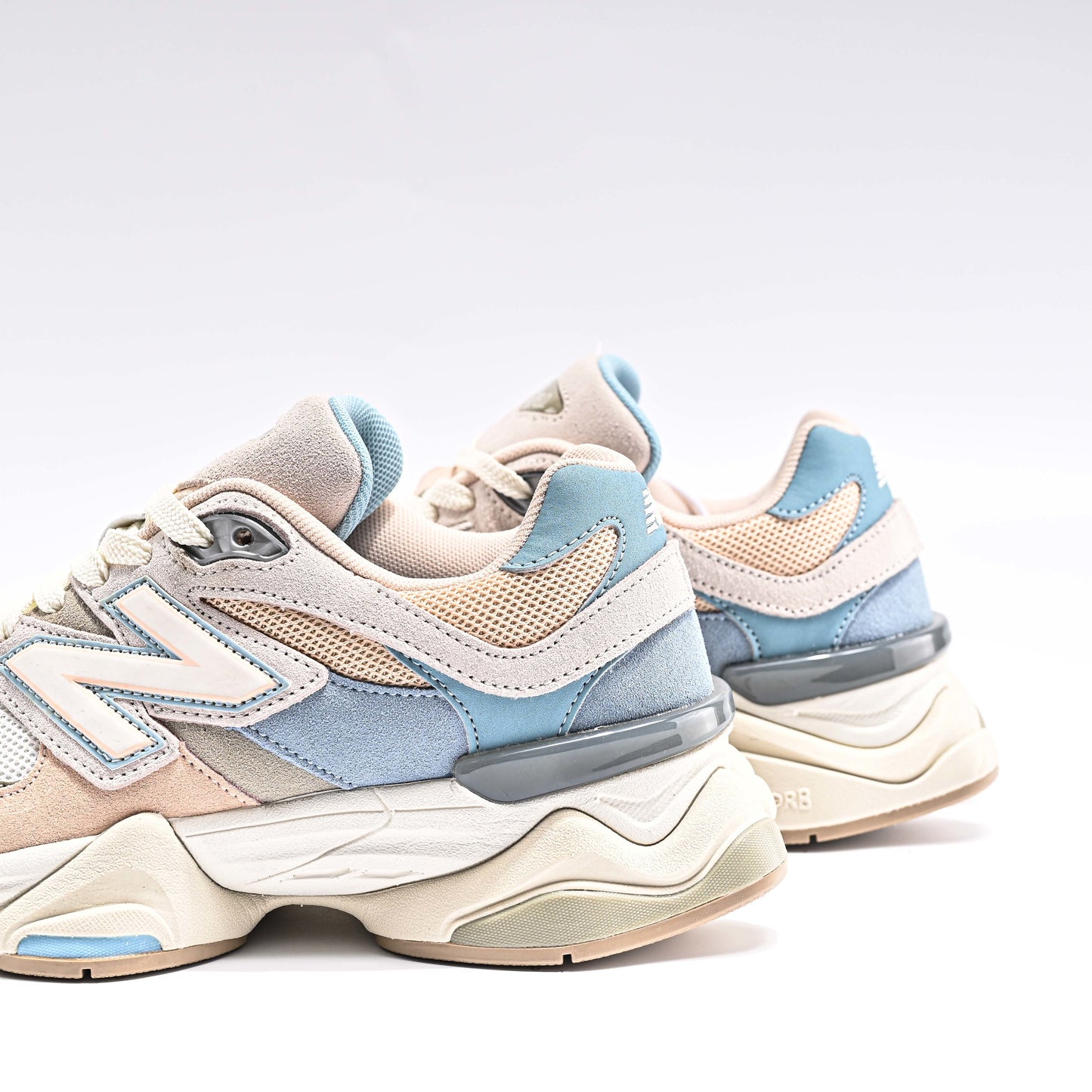 New balance 9060