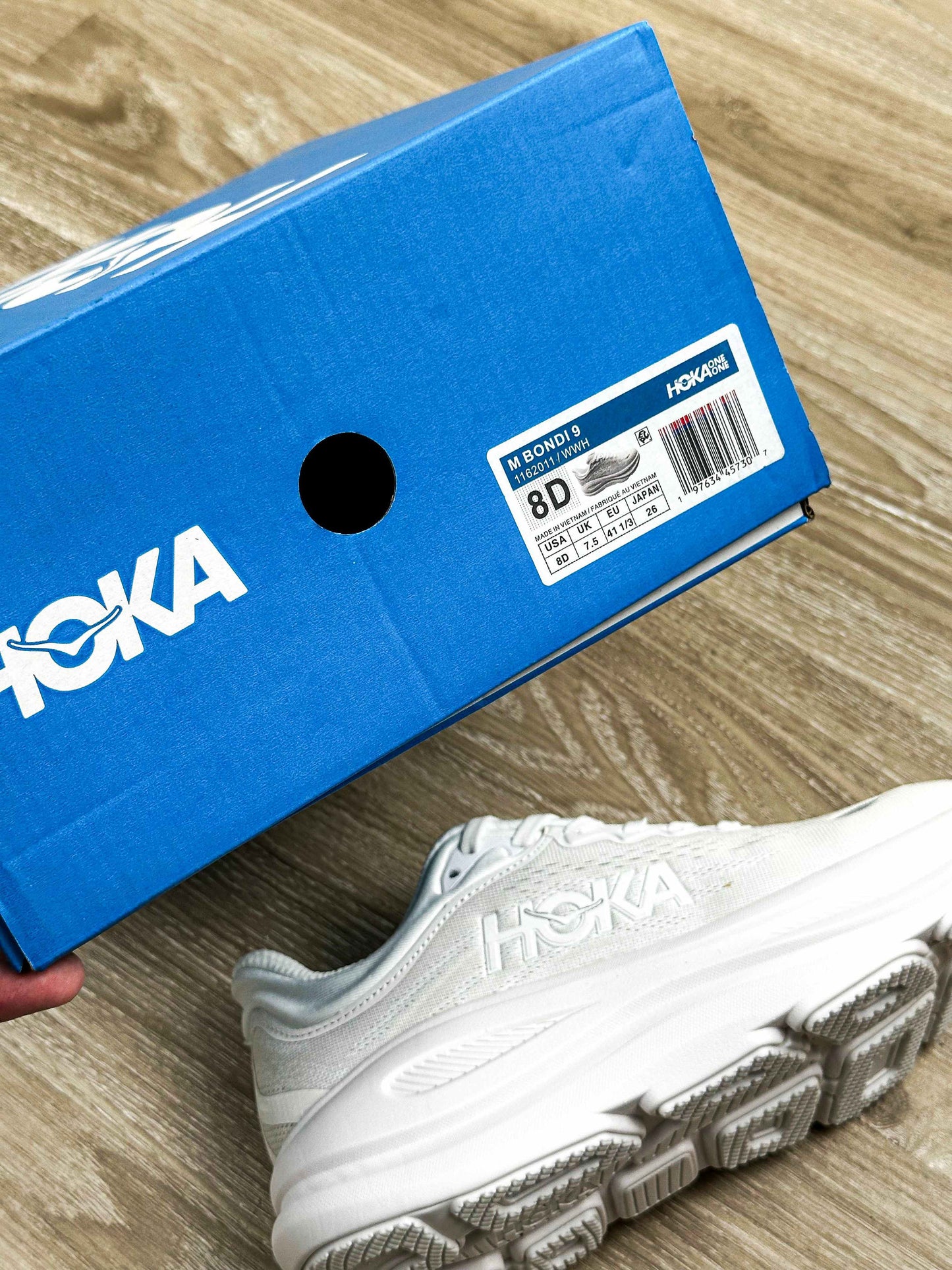 HOKA Bondi 9 Triple White Running Trainers – Cushioned Lifestyle Sneakers