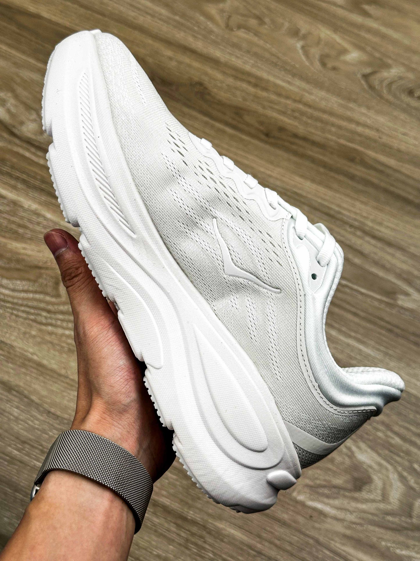 HOKA Bondi 9 Triple White Running Trainers – Cushioned Lifestyle Sneakers