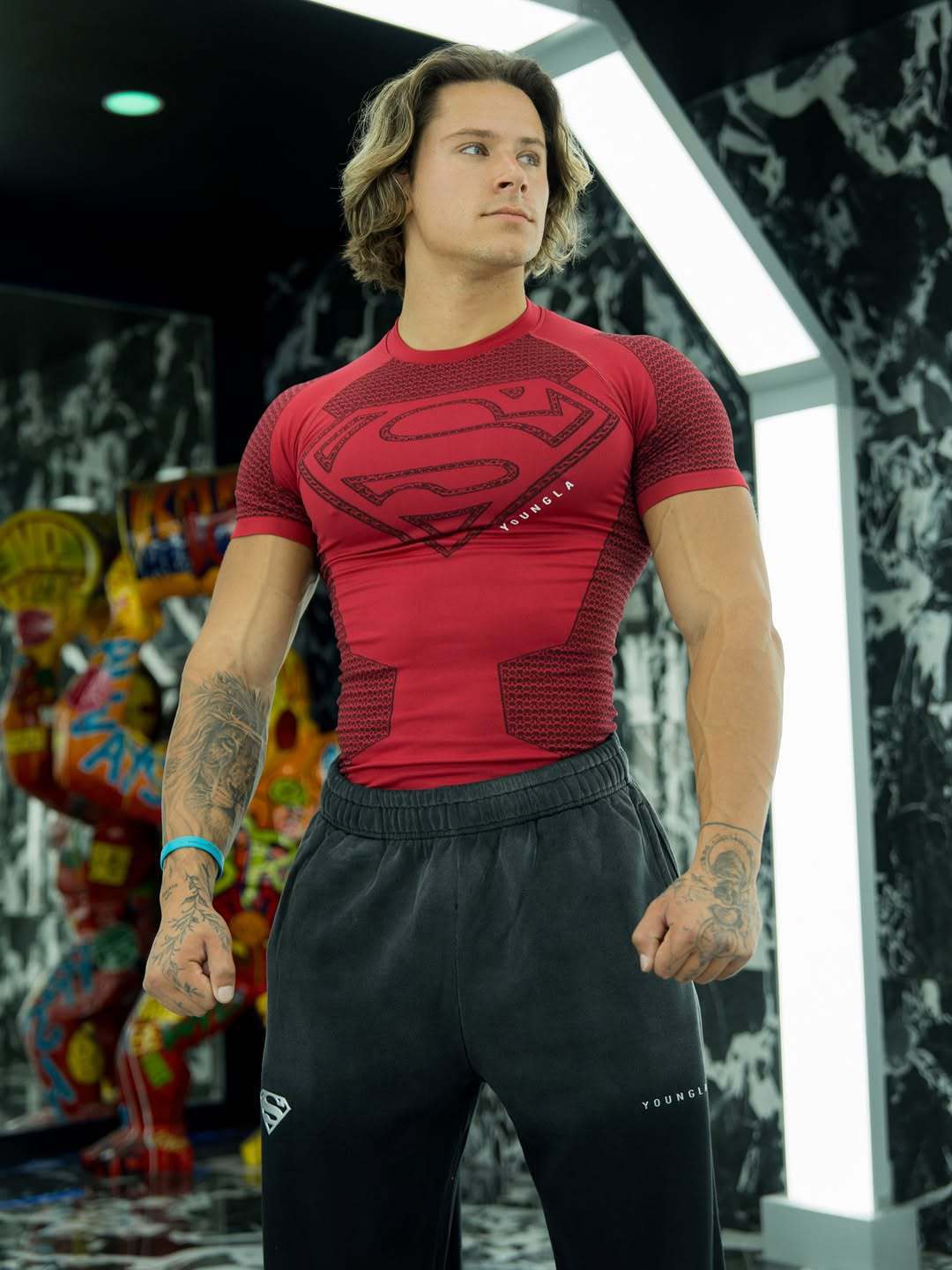 YOUNGLA co-branded Superman American new men's T-shirt, muscle sports, fitness, breathable tights, tops